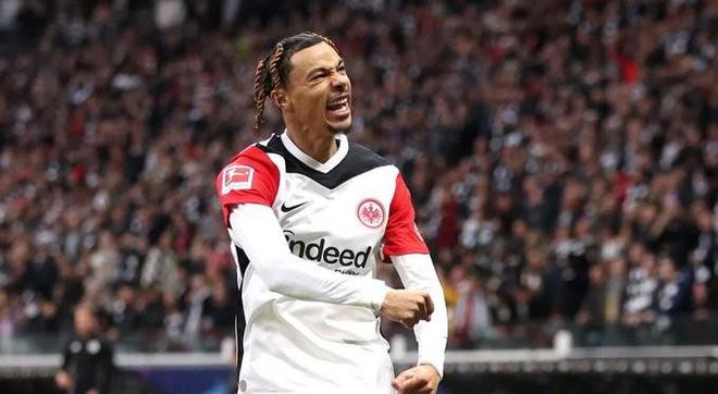 talkSPORT: 曼聯(lián)詢?；倏?，法蘭克福標(biāo)價(jià)1億歐