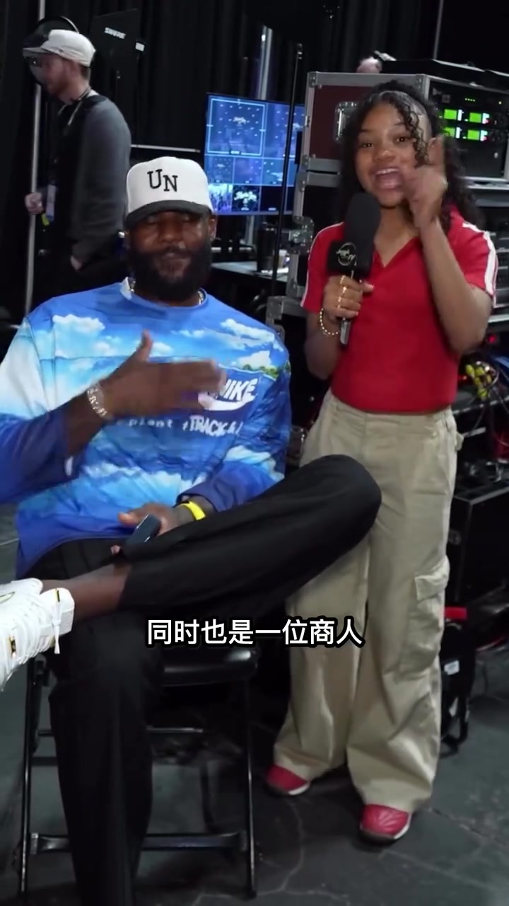 詹姆斯談在年輕時(shí)進(jìn)入NBA 后所面臨的挑戰(zhàn)和適應(yīng)過程 詹姆斯談在年輕時(shí)進(jìn)入NBA 后所面臨的挑戰(zhàn)和適應(yīng)過程