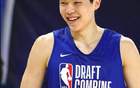 行情上漲！楊瀚森試訓(xùn)兩小時，魔術(shù)總裁留言：期待NBA再戰(zhàn)！