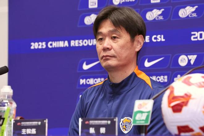 記者：青島海?；蜃饨鑳蓢?guó)足新星，參與亞洲杯4戰(zhàn)。