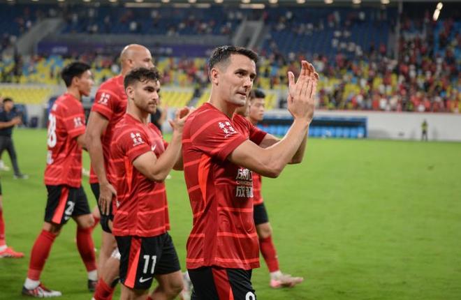 足球報：業(yè)內(nèi)人士認為，蓉城3-0開啟亞洲頂級俱樂部之路